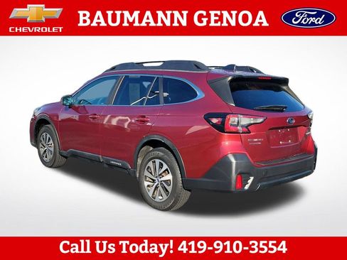 Used 2020 Subaru Outback Premium AWD/4WD image 3