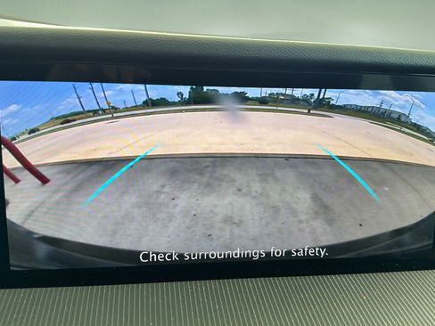 Certified 2025 Nissan Murano SV AWD/4WD image 22