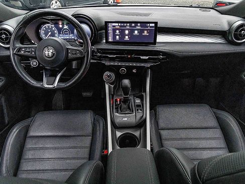 Used 2024 Alfa Romeo Tonale Ti image 22