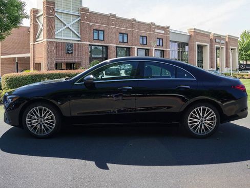 Used 2025 Mercedes-Benz CLA 250 4MATIC image 5