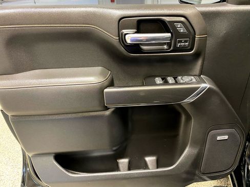 Used 2019 GMC Sierra 1500 AT4 w/ AT4 Premium Package image 10