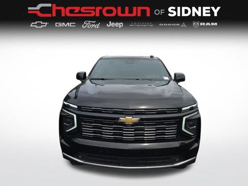Used 2025 Chevrolet Tahoe High Country AWD/4WD image 2