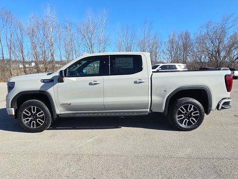 New 2026 GMC Sierra 1500 AT4 w/ AT4 Premium Package image 5