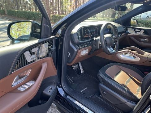 Used 2024 Mercedes-Benz GLE 53 AMG 4MATIC Coupe image 4