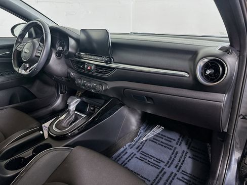 Certified 2021 Kia Forte GT-Line image 26
