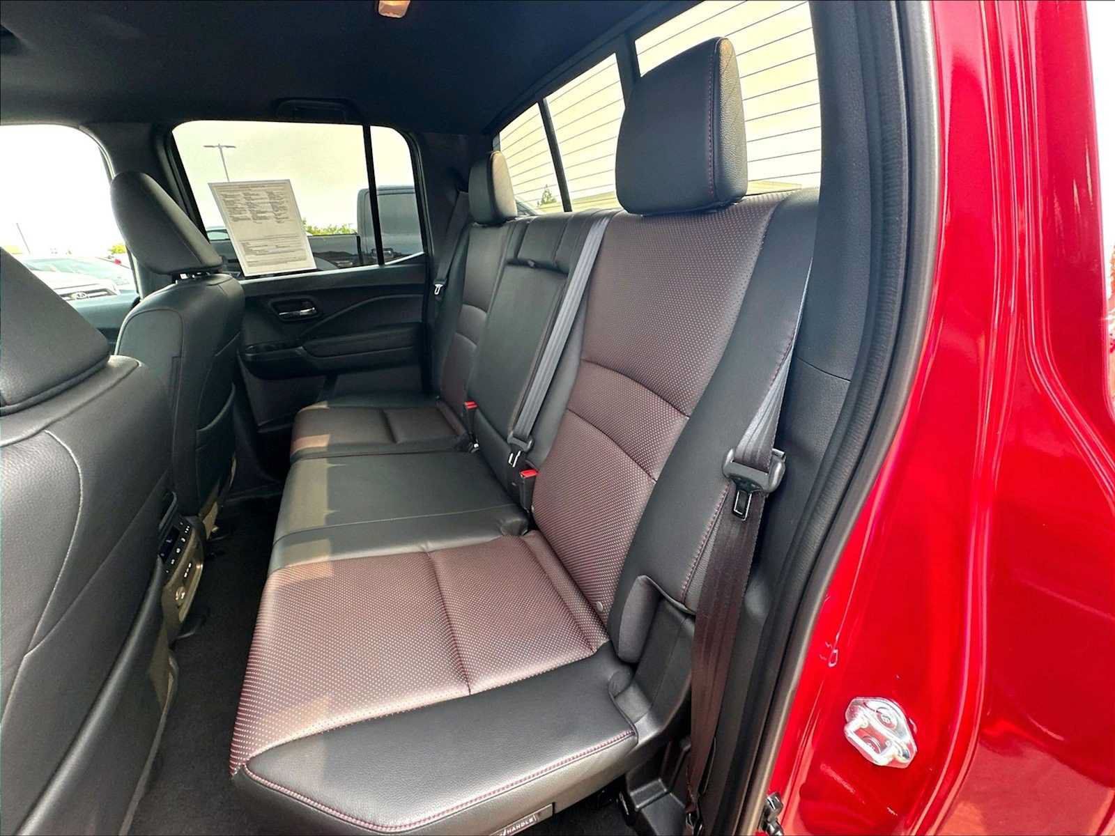 Used 2025 Honda Ridgeline Black Edition image 27