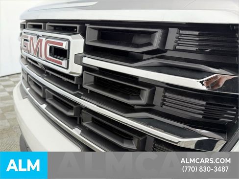 Used 2025 GMC Acadia Elevation image 46