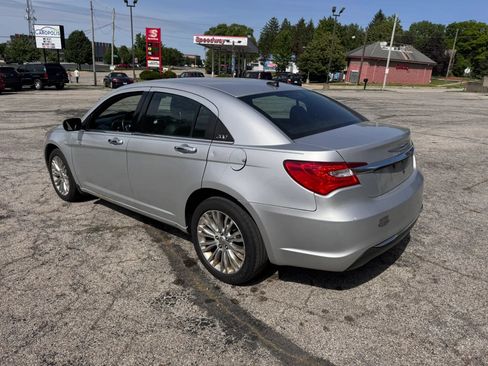 Used 2012 Chrysler 200 Limited FWD image 7