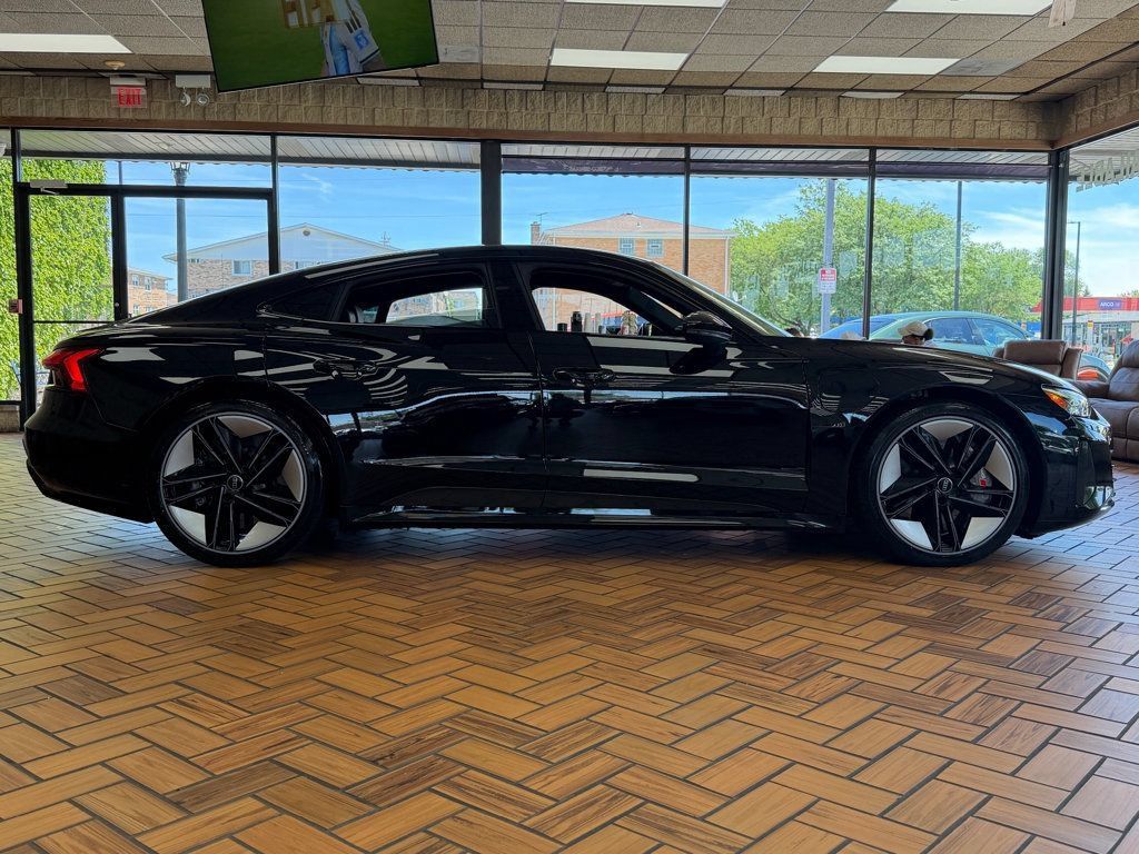 Used 2024 Audi RS e-tron GT w/ Carbon Performance Package AWD/4WD image 9