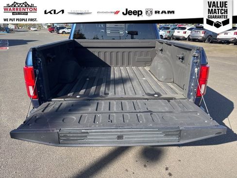 Used 2019 Ford F150 Lariat w/ Equipment Group 502A Luxury AWD/4WD image 9