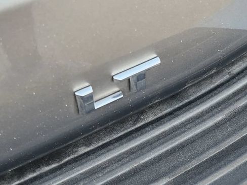 Used 2025 Chevrolet Tahoe LT AWD/4WD image 10