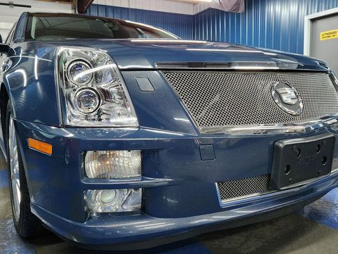 Used 2010 Cadillac STS image 6