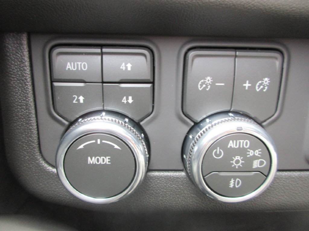 New 2026 GMC Yukon XL Elevation w/ Elevation Premium Package AWD/4WD image 17