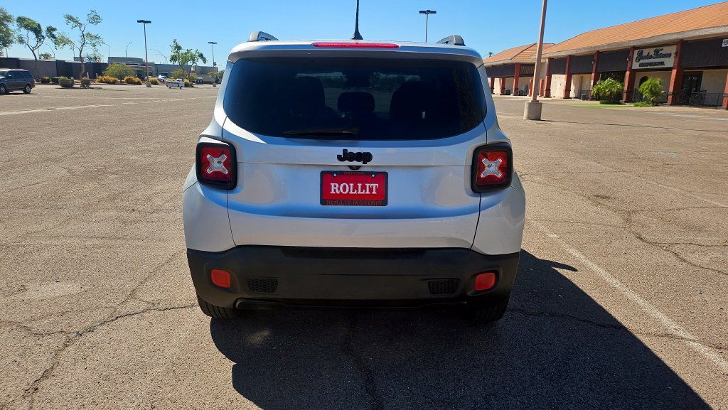 Used 2017 Jeep Renegade Altitude FWD image 10