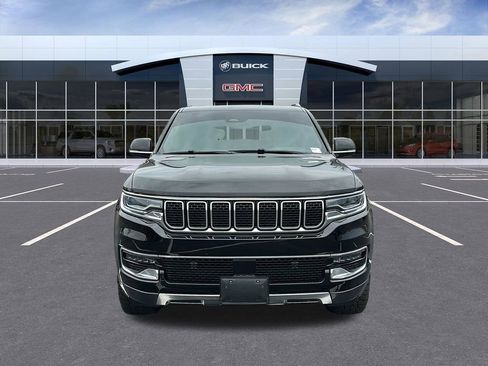 Used 2022 Jeep Wagoneer Series III w/ Premium Group I image 8