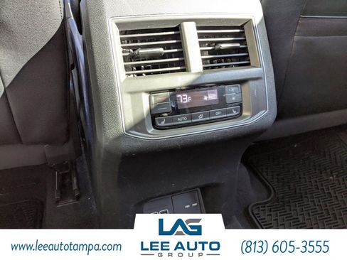 Used 2019 Volkswagen Atlas SEL Premium AWD/4WD image 16