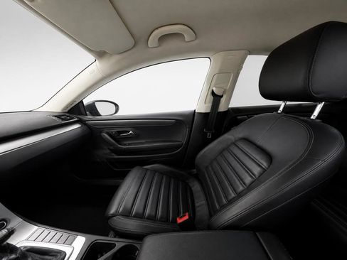 Used 2016 Volkswagen CC R-Line FWD image 11