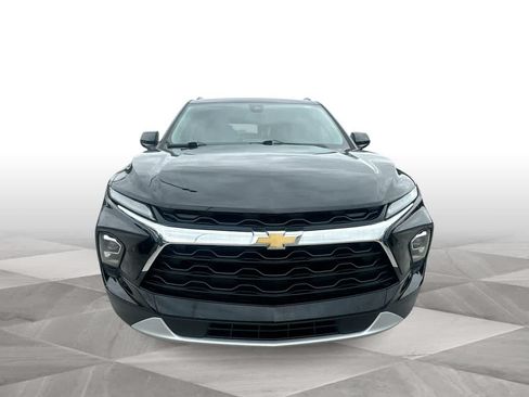 Used 2024 Chevrolet Blazer LT w/ Convenience Package AWD/4WD image 3