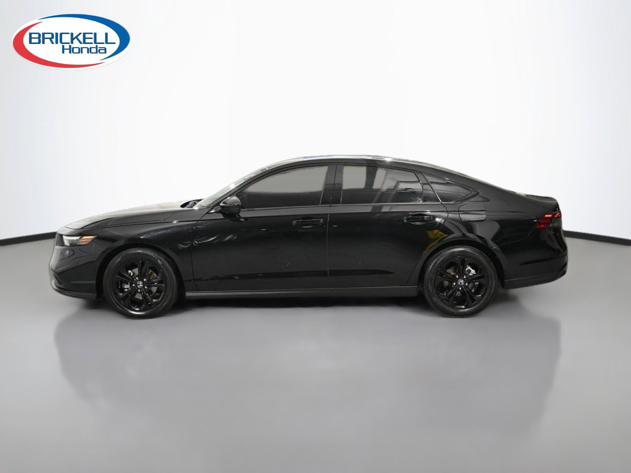 Used 2025 Honda Accord SE image 2