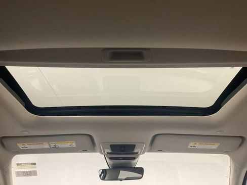 New 2026 Honda HR-V EX-L image 28