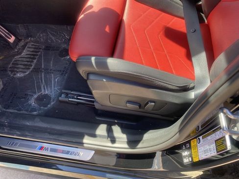 Used 2023 BMW X1 xDrive28i w/ M Sport Package image 17