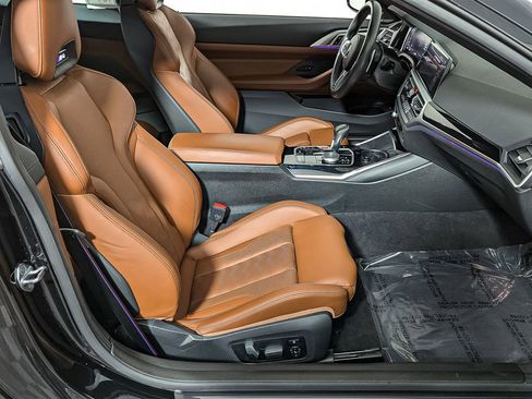 Used 2021 BMW M4 Competition w/ Executive Package image 38