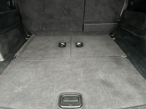 Used 2023 Dodge Durango SXT RWD image 16
