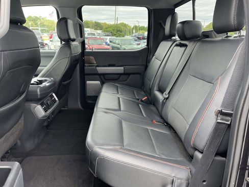 Used 2023 Ford F150 Lariat image 12