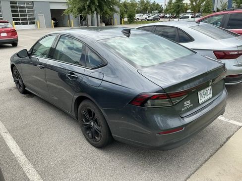 Used 2025 Honda Accord SE image 11