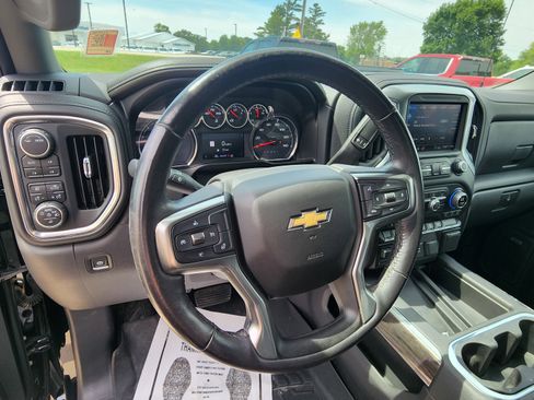 Used 2020 Chevrolet Silverado 1500 LTZ AWD/4WD image 15