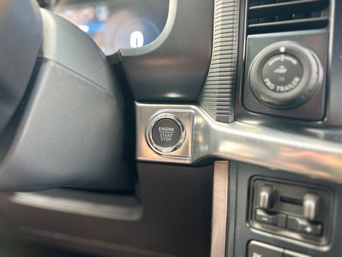 New 2025 Ford F150 King Ranch w/ FX4 Off-Road Package image 11
