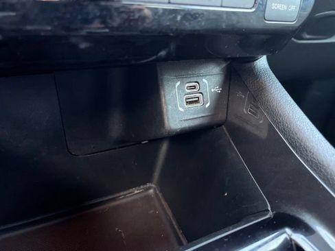 Used 2024 Jeep Compass Latitude AWD/4WD image 25