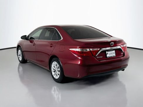 Used 2017 Toyota Camry LE FWD image 7