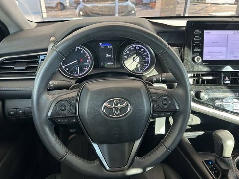 Used 2023 Toyota Camry SE image 16