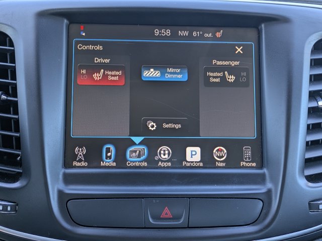 Used 2017 Chrysler 200 Limited Platinum FWD image 18