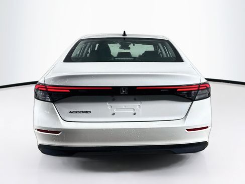 Certified 2026 Honda Accord SE image 31
