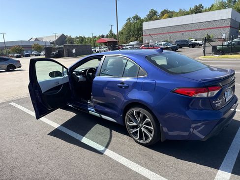Used 2022 Toyota Corolla SE FWD image 4