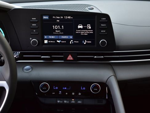 New 2025 Hyundai Elantra Blue w/ Cargo Package image 27