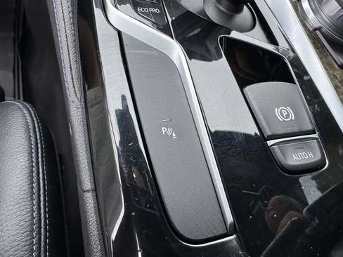 Used 2018 BMW 530i RWD image 33