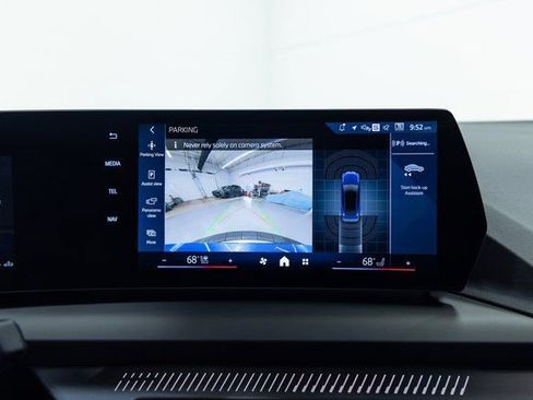 Used 2025 BMW 228i xDrive w/ Premium Package image 18