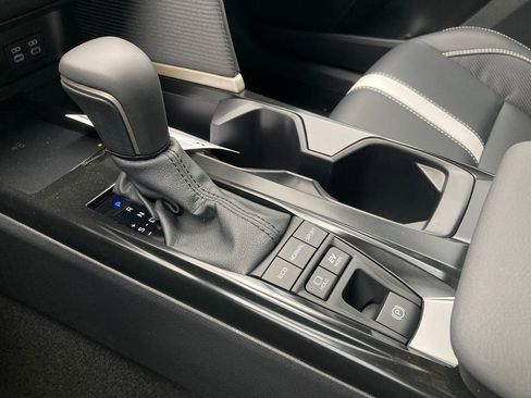 New 2026 Toyota Camry SE image 18