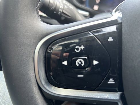 Certified 2024 Volvo XC60 T8 Plus w/ Climate Package image 33