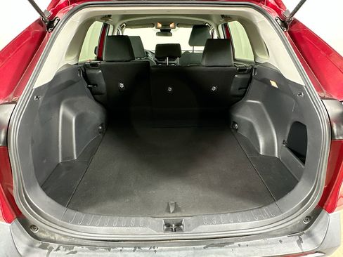 Used 2021 Toyota RAV4 LE image 27