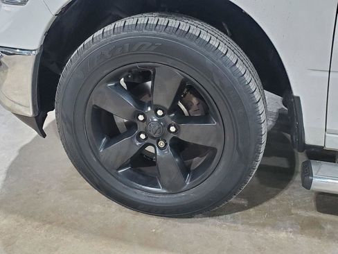 Used 2017 RAM 1500 Lone Star image 42