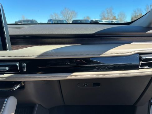 Used 2022 Lincoln Aviator Reserve w/ Equipment Group 201A AWD/4WD image 16