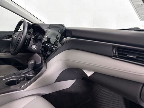 Certified 2021 Toyota Camry SE image 52