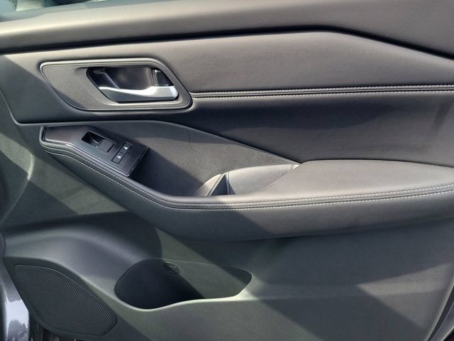New 2026 Nissan Rogue Dark Armor FWD image 34