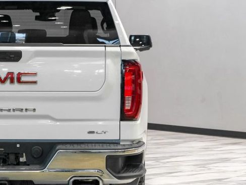Used 2022 GMC Sierra 1500 SLT AWD/4WD image 60