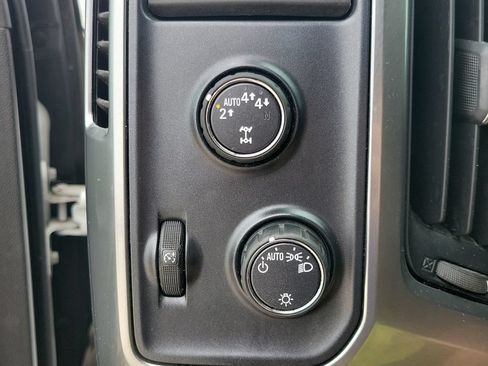 Used 2017 Chevrolet Silverado 1500 LT w/ Trailering Package AWD/4WD image 21