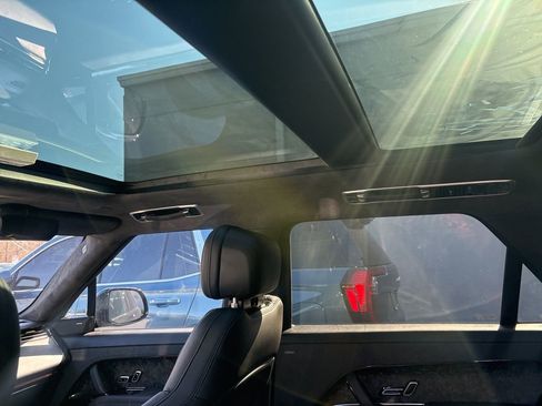 Used 2023 Land Rover Range Rover Sport First Edition image 3